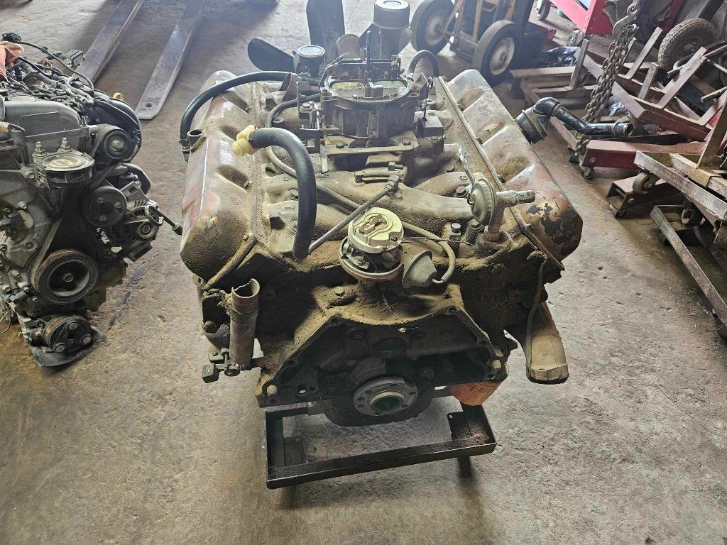 1969 Oldsmobile 400 Engine and 4-Speed Muncie Manual Transmission