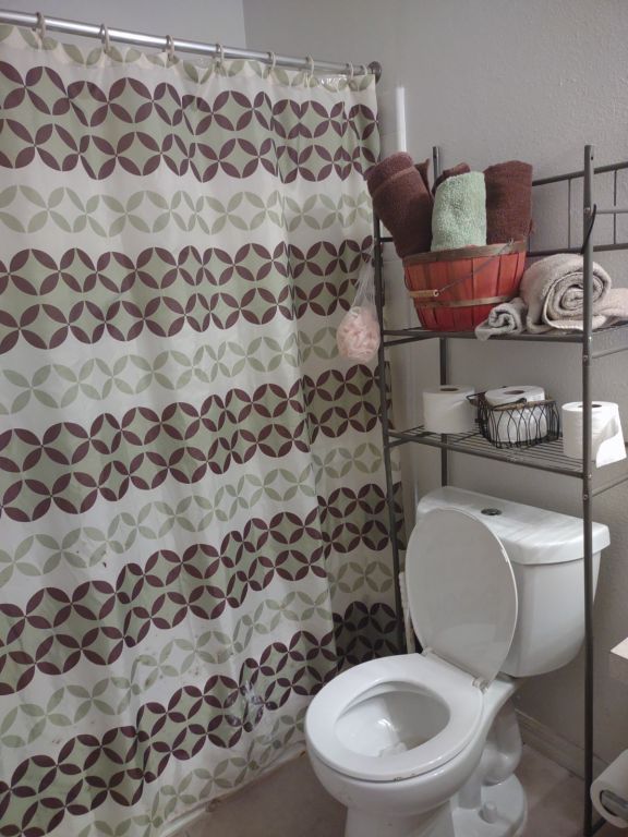 Fully furnished room for rent