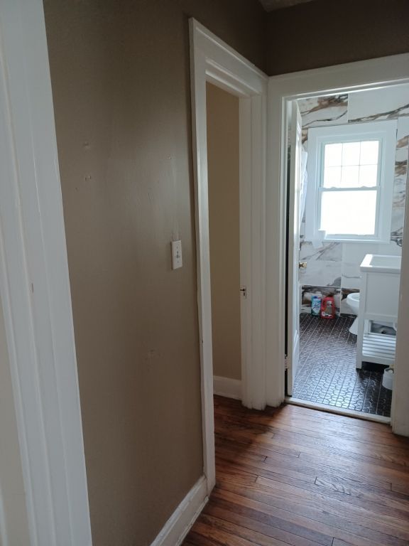 Immaculate 1st floor Shaker Hts., Home Quiet perfect for Students,Retirees