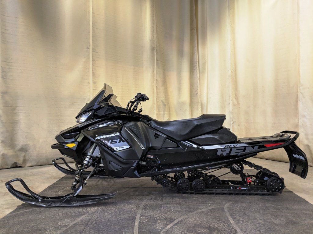 2019 Ski Doo Renegade 900 Ace Snowmobile