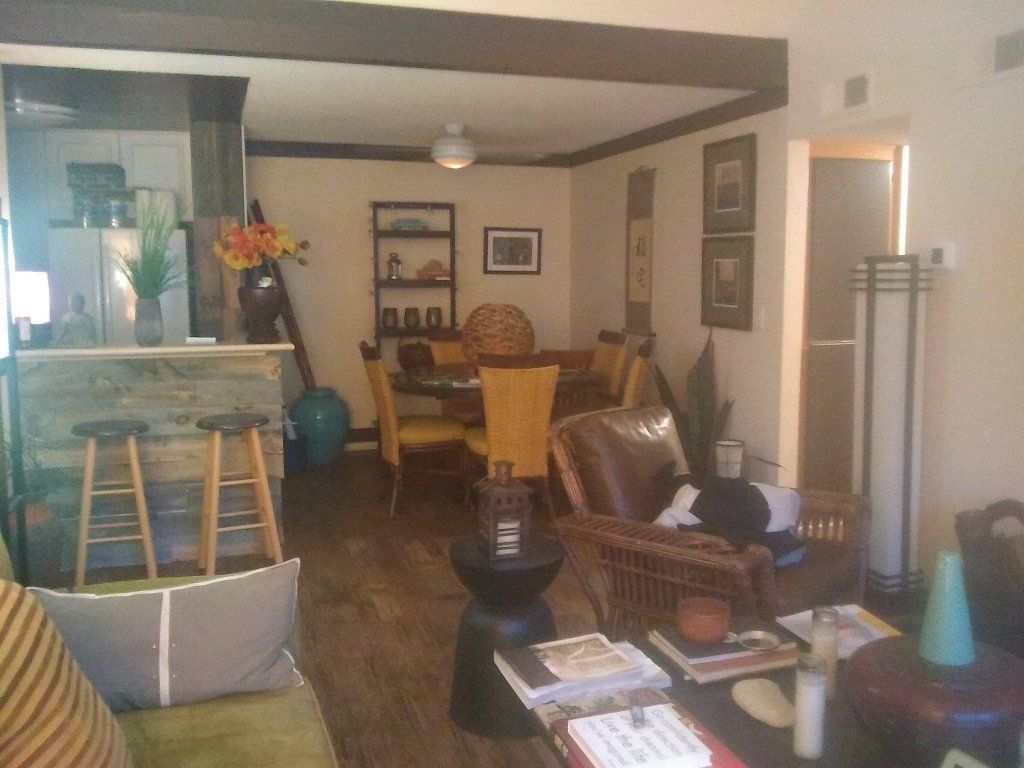 Room for rent in Malibu Canyon Apartments