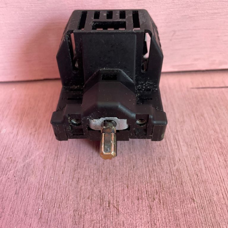 OEM Whirlpool Range Infinite Switch  Part #8272892