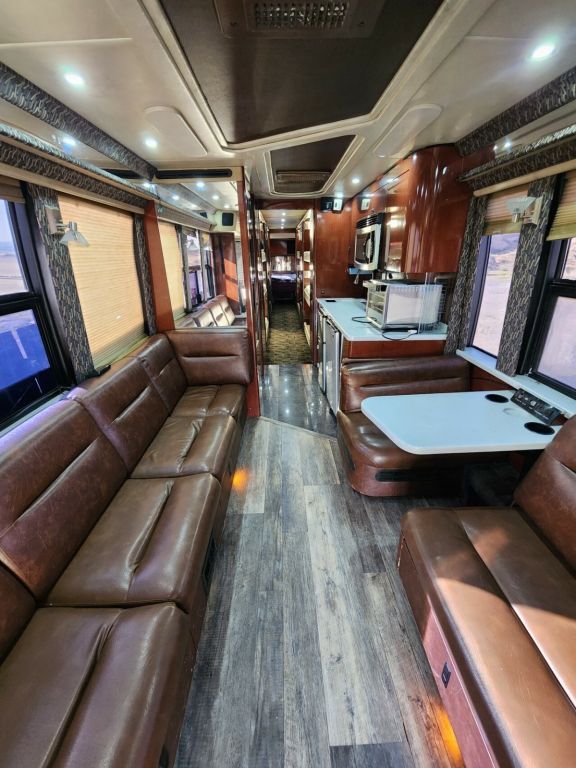 1999 Prevost H3 45 Entertainer Bus For Sale In Nashville, Tennessee