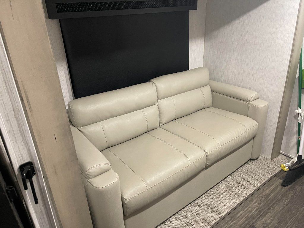 2022 Heartland Big Country 3851MO Fifth Wheel For Sale In Pecos, Texas 79772