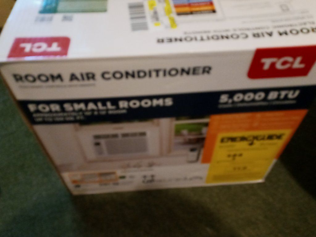 New air conditioner in box remote.real nice
