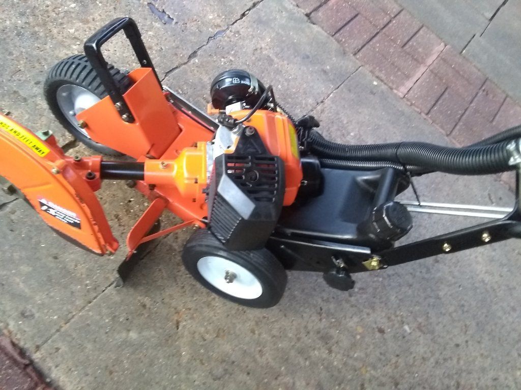 Tanaka 600 commercial edger