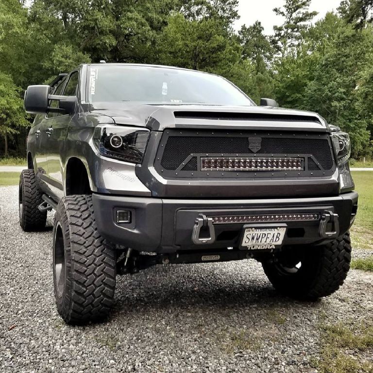 Toyota Tundra Front Bumper