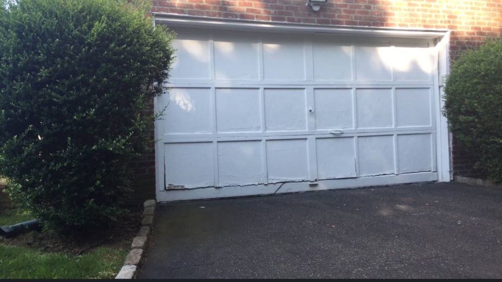 REPAIR AND INSTALL GARAGE DOORS ALL OVER NEW YORK AND LONG ISLAND