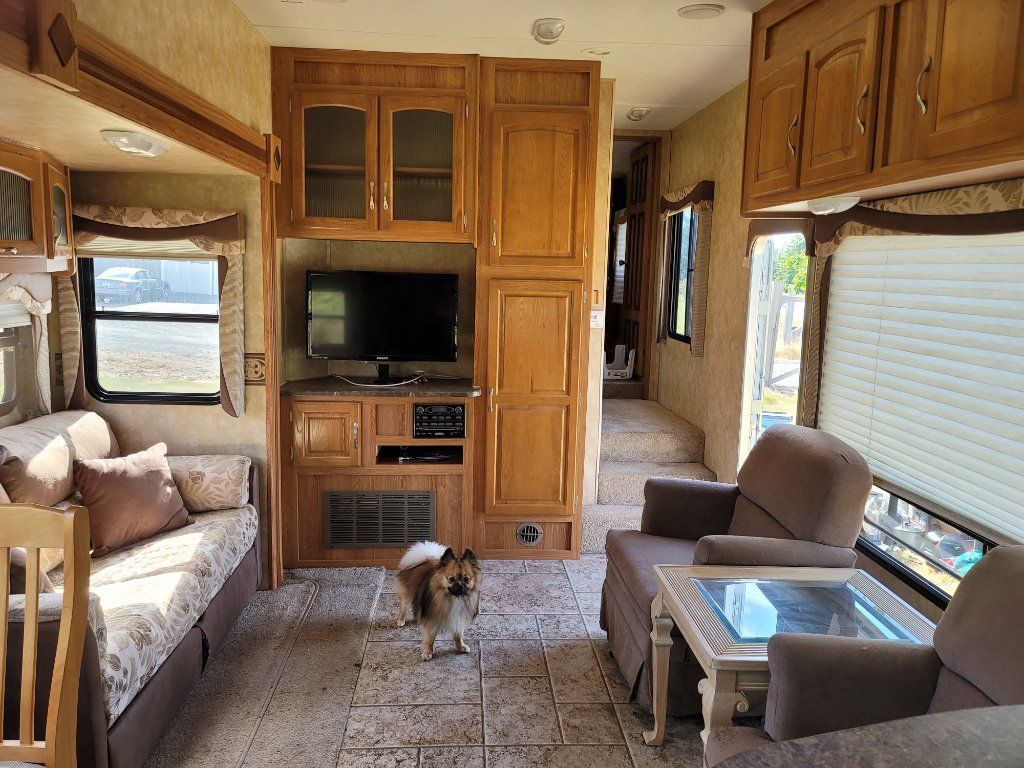 2010 Jayco Eagle 5th Wheel   Estate Sale REDUCED