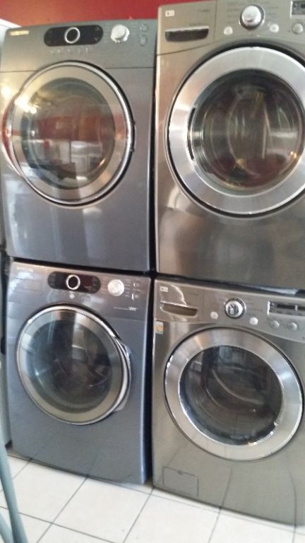 Nice set washer and dryers