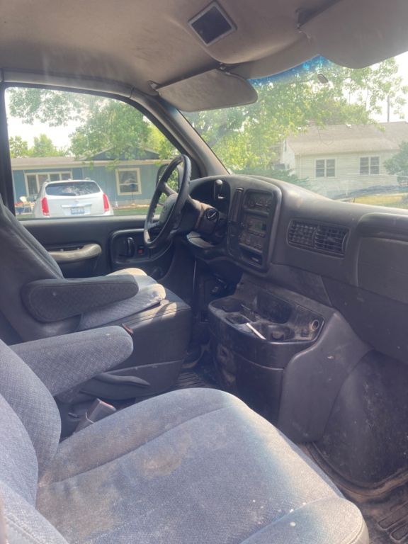 2002 Chevy express 2500 van