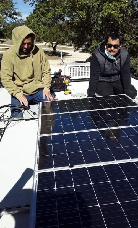 $18,500 FOR SALE 2015 RV 29 Foot One Pop Out Spacious Clean Storage