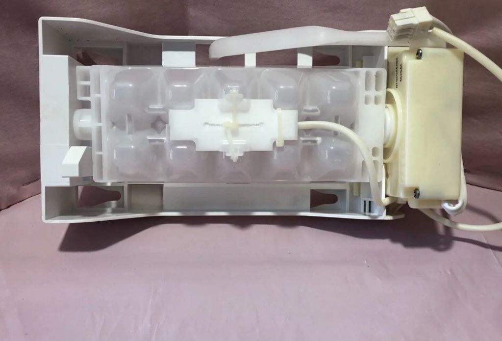 #1579 Electrolux/Frigidaire Refrigerator Icemaker  Part # 243297606,2432979