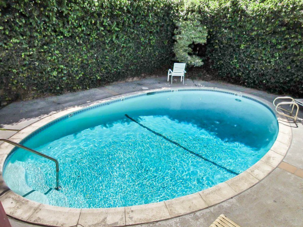 For Lease: 2BR+Den 2.5 BA condo in Valley Village for $2,895