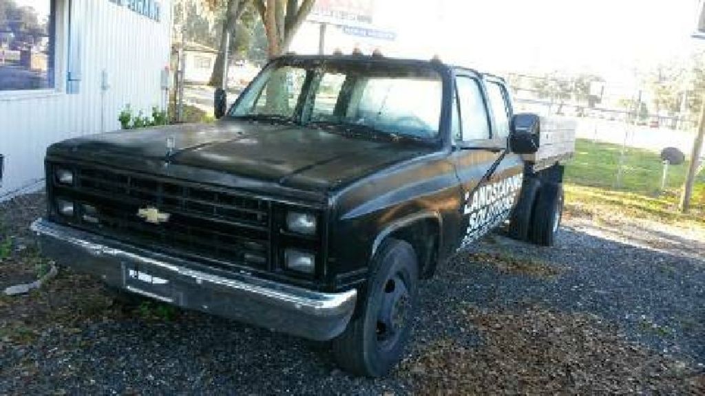 CHEVY 3500 DUALLY..FIRST $1500 TAKES IT....GOOD WORK TRUCK!!! (FRUITLAND PARK FL)