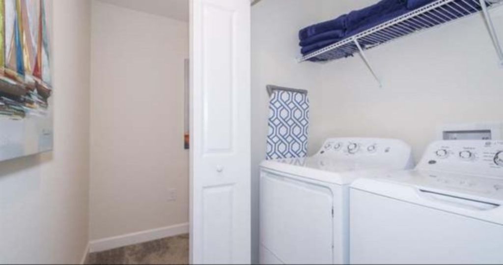 Gated Secured Community*4B, 3.5B Pool Townhome