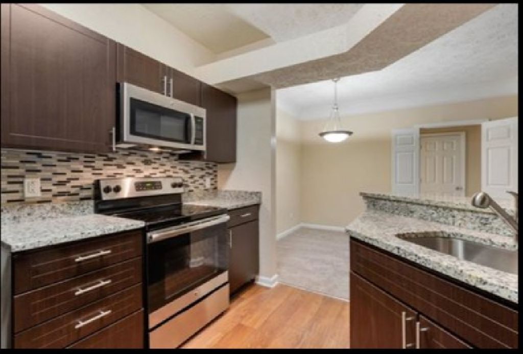 1 Bed 1 Bath luxurious apartment for sub lease at Elan (zip-28269)