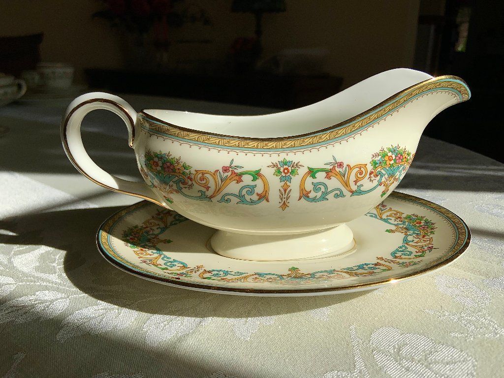 Vintage Aynsley "Henley" Bone China Serving Pieces -“The China for the Royals”!