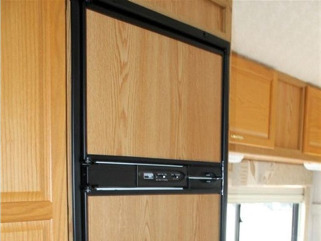 2003 Itasca Spirit 24V by Winnebago