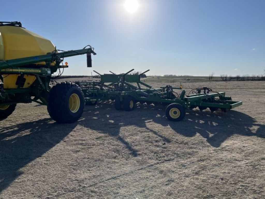 John Deere 1890/1910 Air Seeder For Sale in McCracken, Kansas 67556