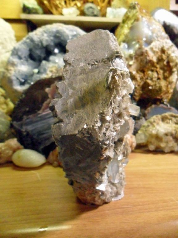 Exceptional and Beautiful Museum Specimen of 2396 Grams. Huge Terminated Aquamarine Crystal Cluster