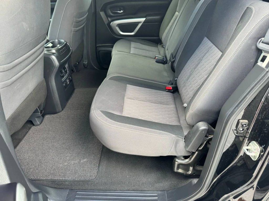 2021 Nissan Titan Crew Cab Pickup Truck ~ 4X4 ~ 1-Owner ~ Like New ~ 4 New Tires ~ 727-358-0101