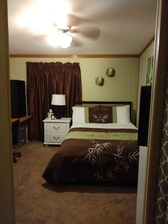 ROOM FOR RENT w/ensuite Bathroom! 700