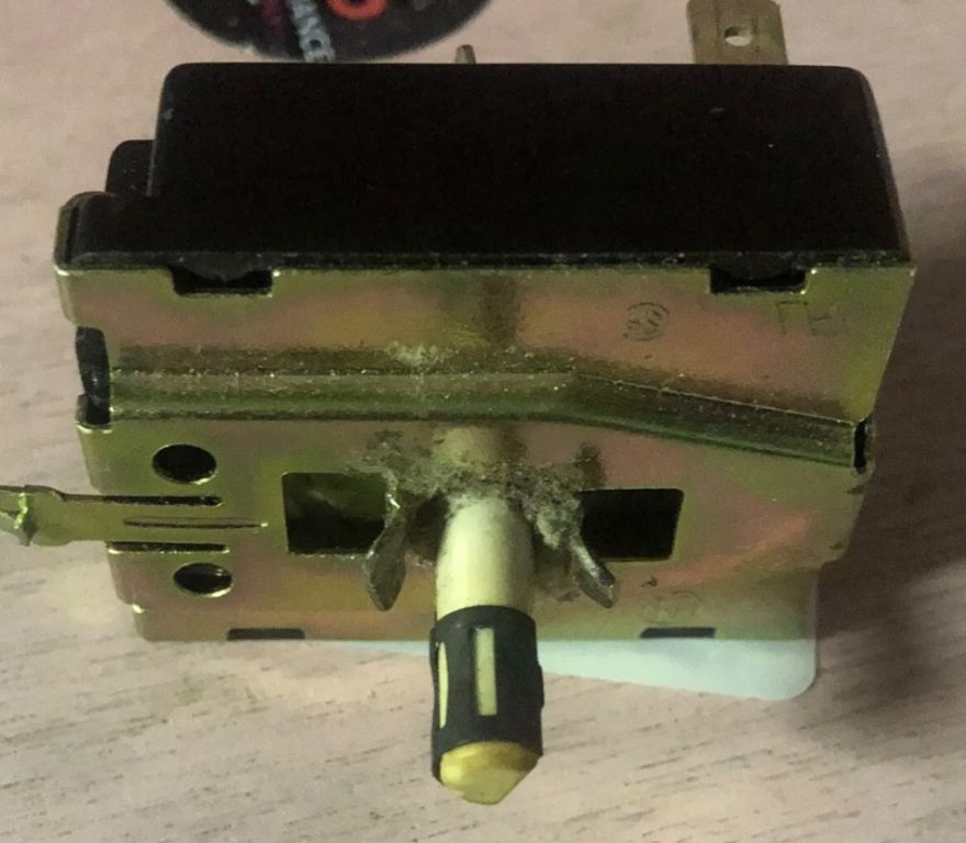 OEM GE Dryer Temperature Switch -  Part # 572D437P014