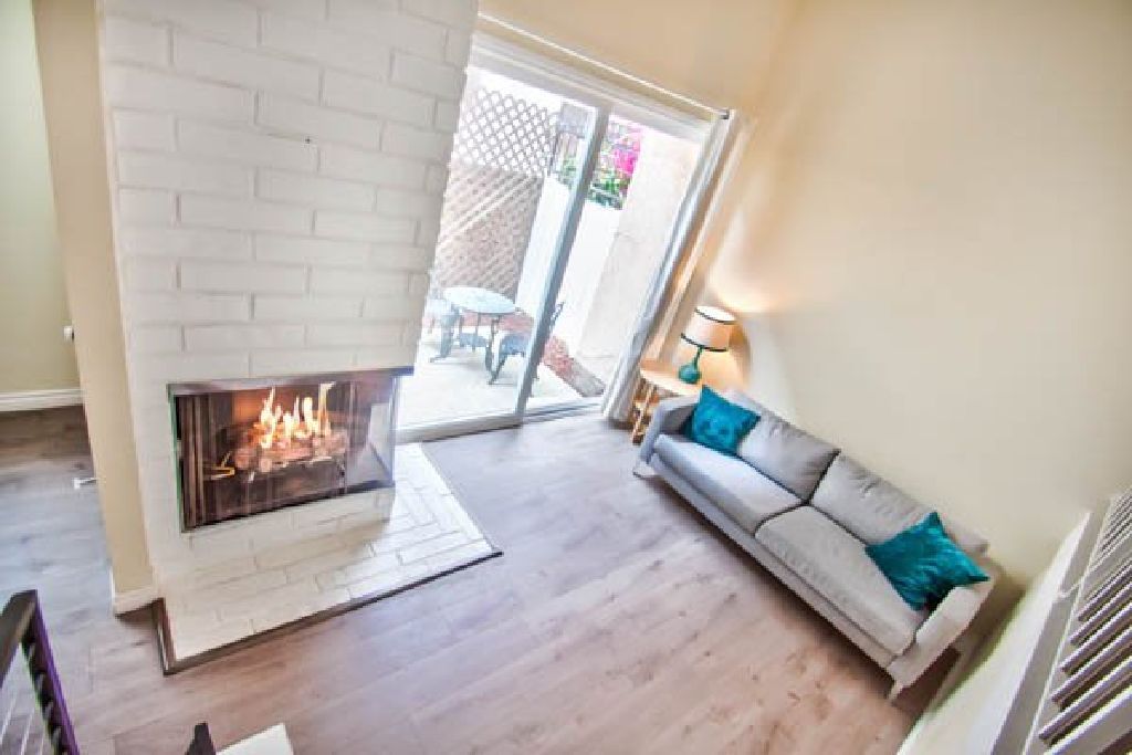 For Lease: 2BR+Den 2.5 BA condo in Valley Village for $2,895