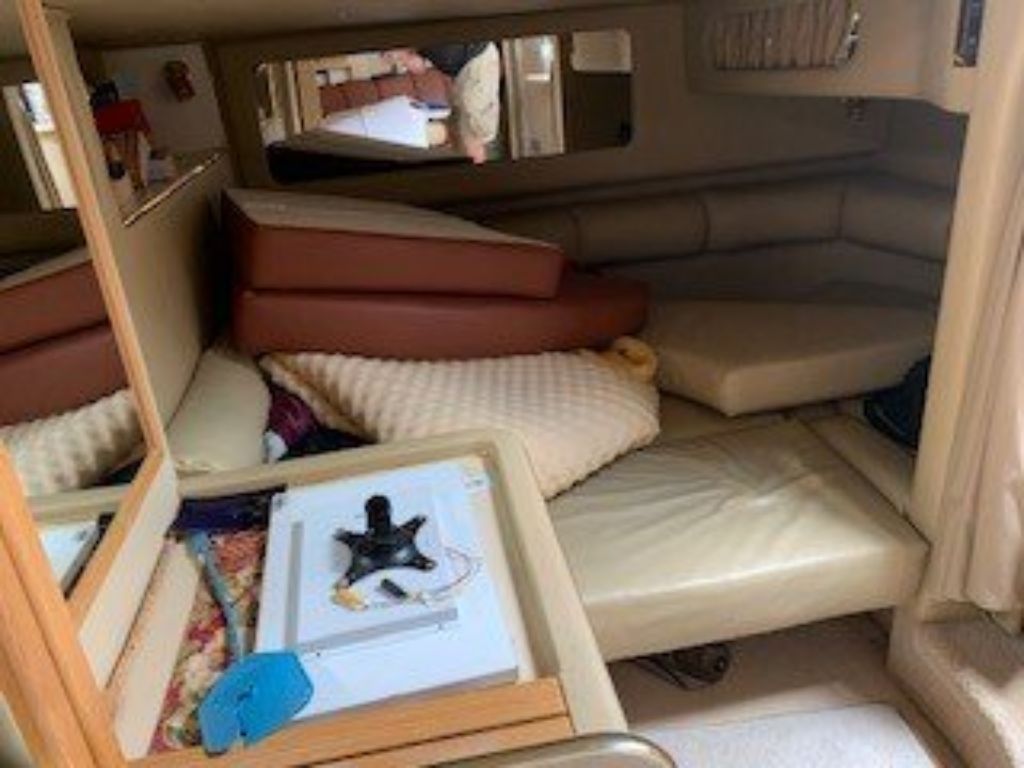 1998 Sea Ray 370 Sundancer