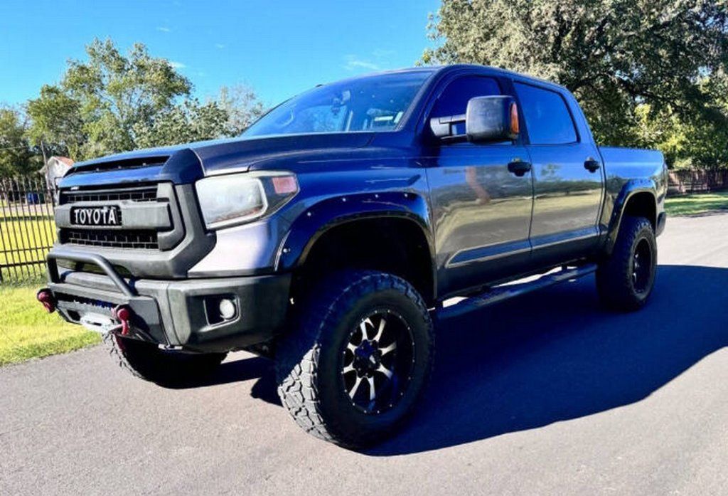 2015 Toyota Tundra SR5 4.6L V8 CrewMax 2WD