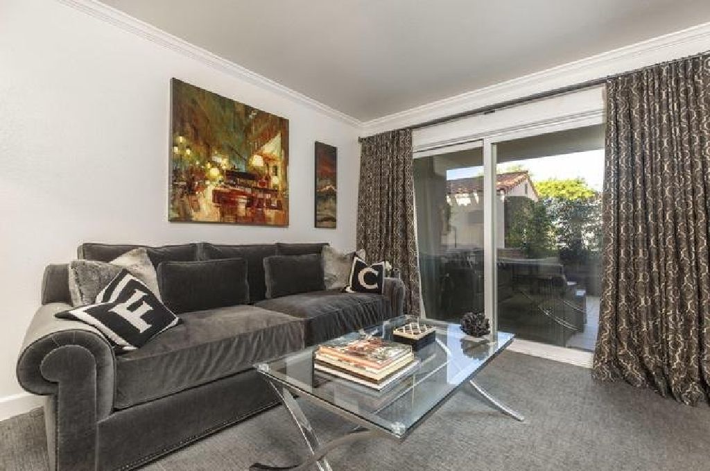 Beautifully remodeled ground level studio in the famed El Escorial condos at East Beach!