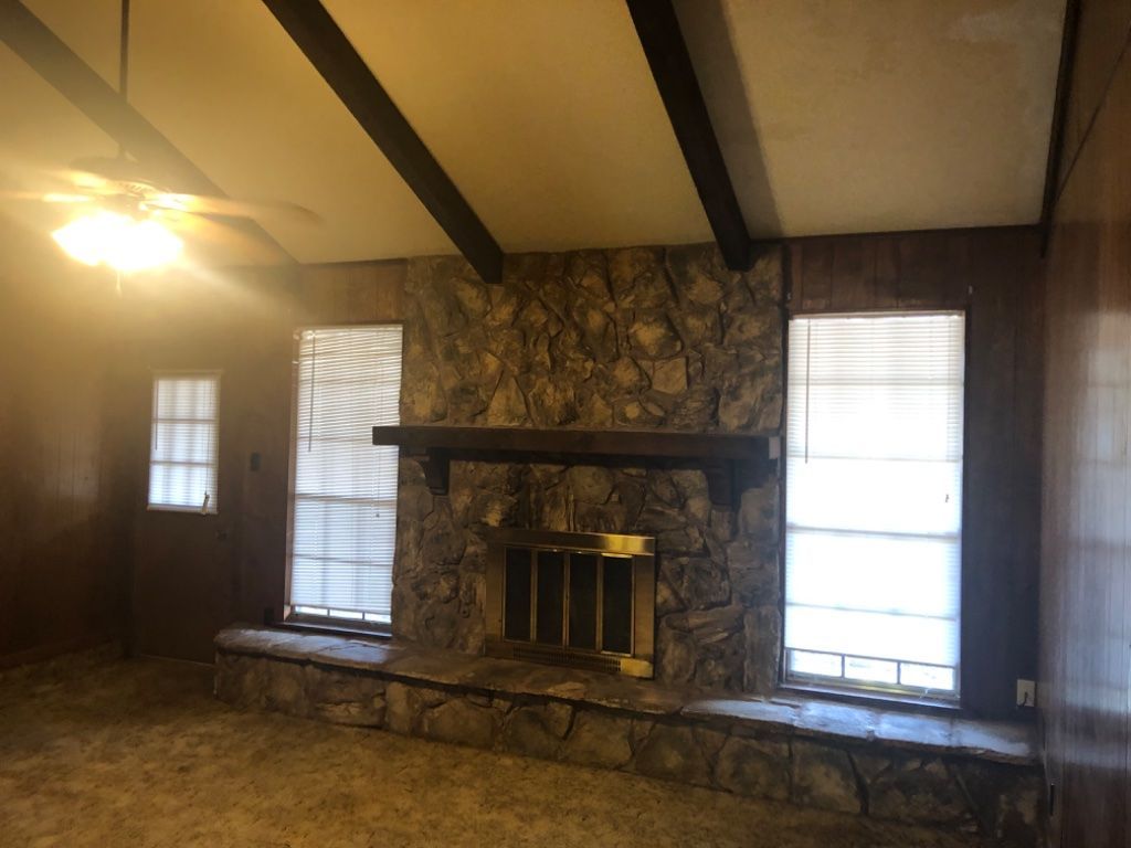 Pleasant 4 bedroom 2 BA 2,532 sq ft home w/2 car garage for rent in Haughton, La  (682) 558 - 0387