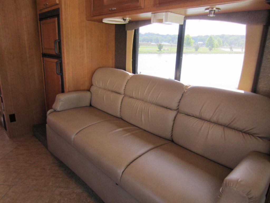 2015 Fleetwood Storm 30L