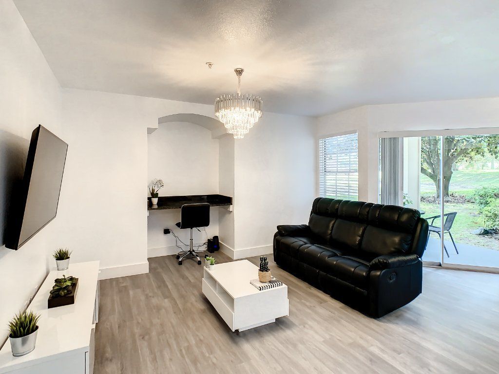 BEAUTIFUL 2-BED CONDO IN ORLANDO, FULLY FURNISHED!