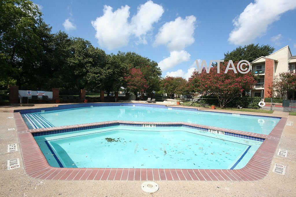 Both Nature & City Lovers Will Enjoy Living Here!