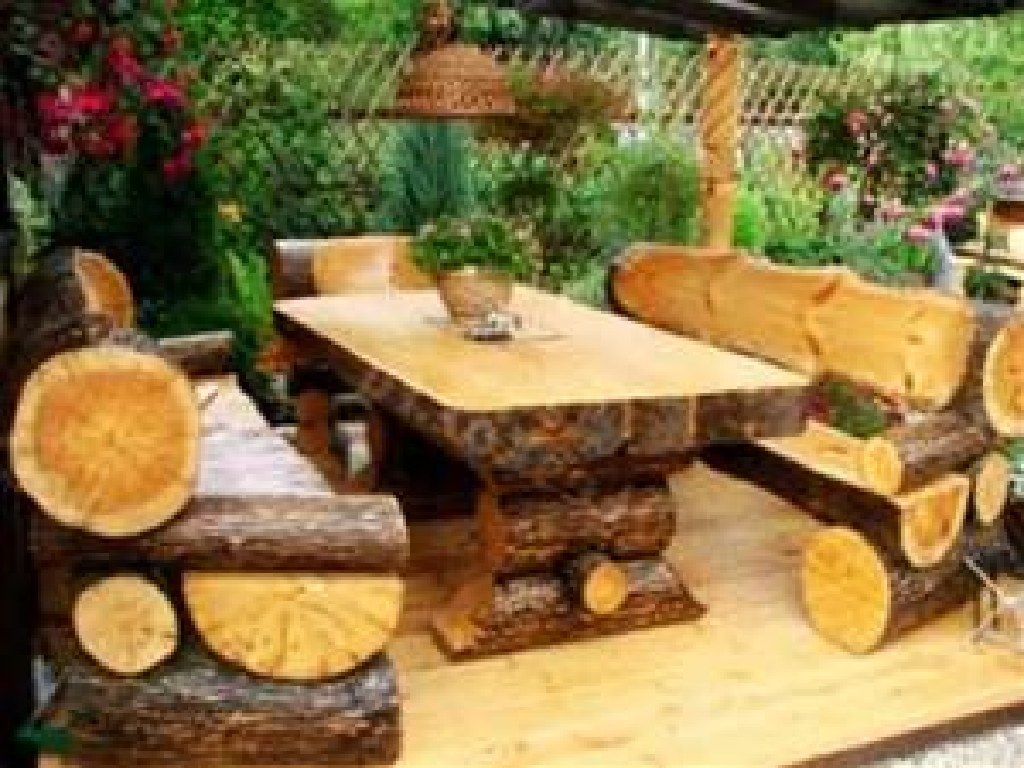 LARGE WOOD LOGS/STUMPS, DRIED FLORAL & CHILI WREATHS, & PINE CONES FOR SALE