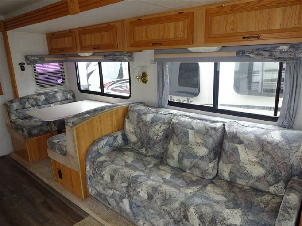 1999 Coachmen Mirada 34 Motorized Class A