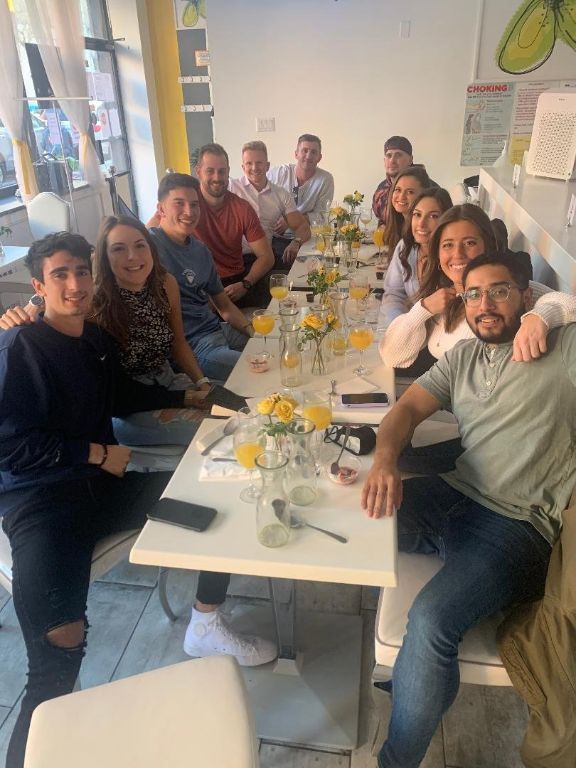 Available to Rent Furnished And Ready to Operate Restaurant Space