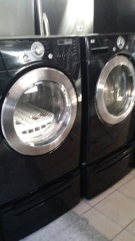 Nice set washer and dryers