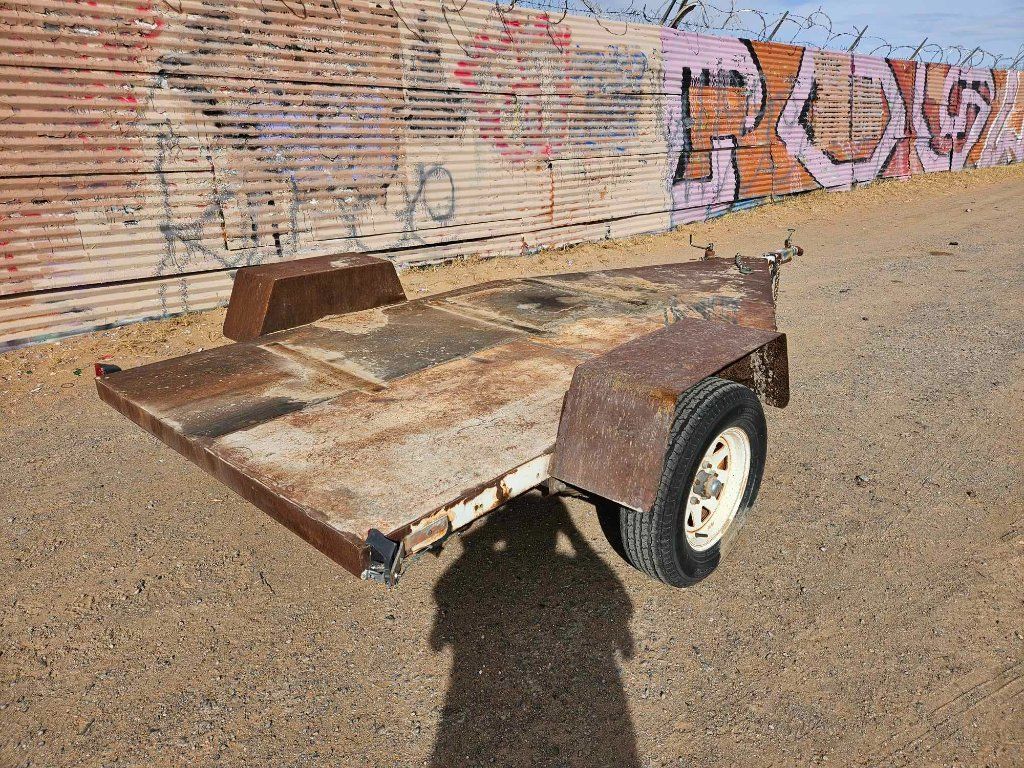 2-Bike Trailer with Wheel Chocks