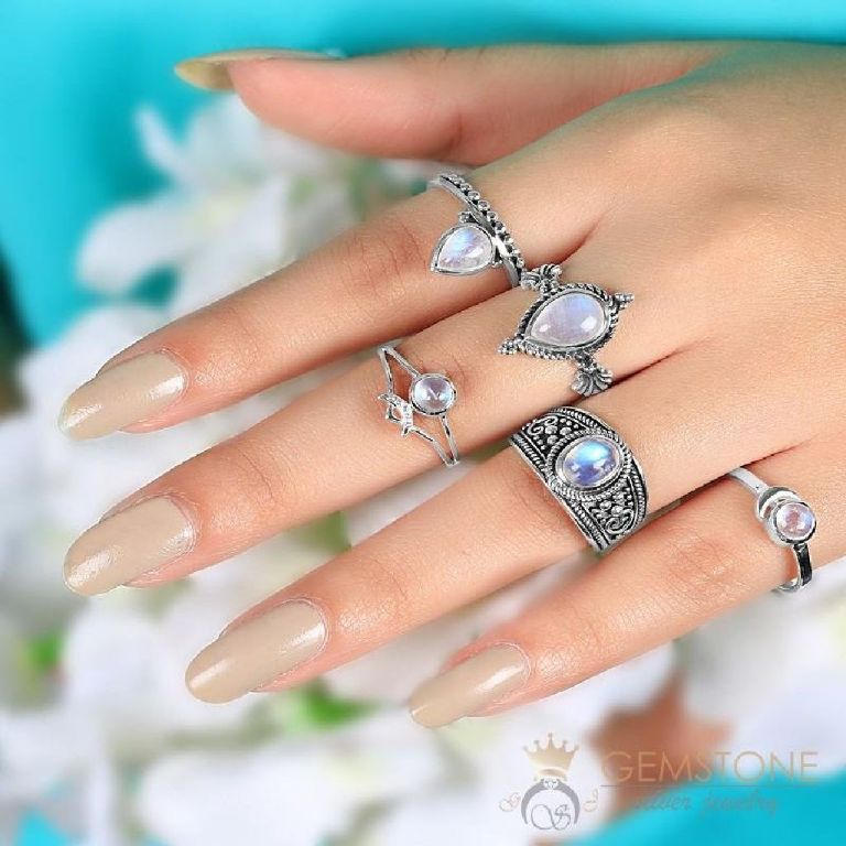 Silver Moonstone Ring.