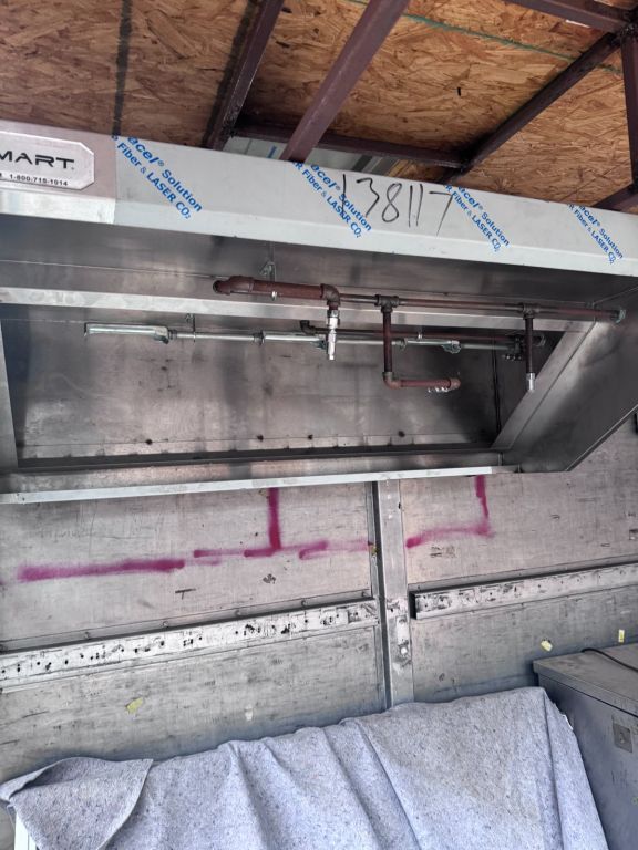 2000 Food Truck with Freightliner VCL Chassis