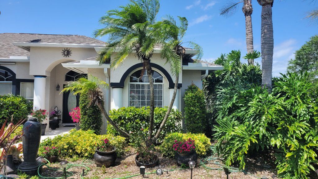 "Newly Decorated Room" available in Cheerful 5 star glam home w/ pool/spa/gazebo!