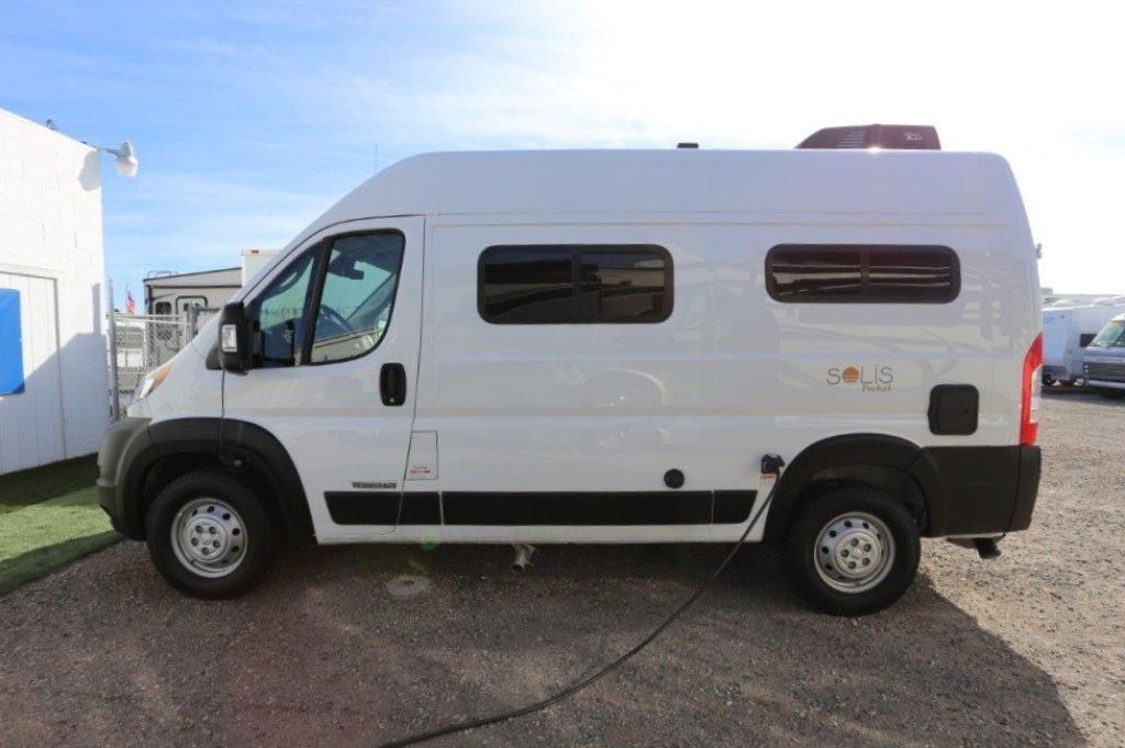 2022 Winnebago Solis Pocket 36A