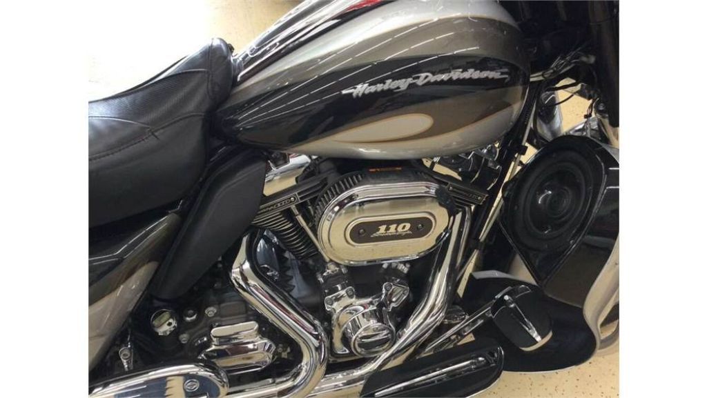 2013 Harley Davidson Ultraglide CVO
