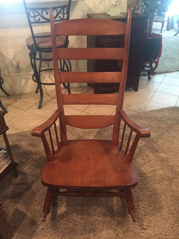 Vintage maple Rocking Chair