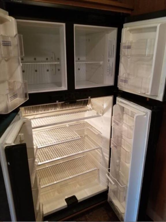 Previously owned - 2011 COACHMEN SPORTSCOACH CC390TS