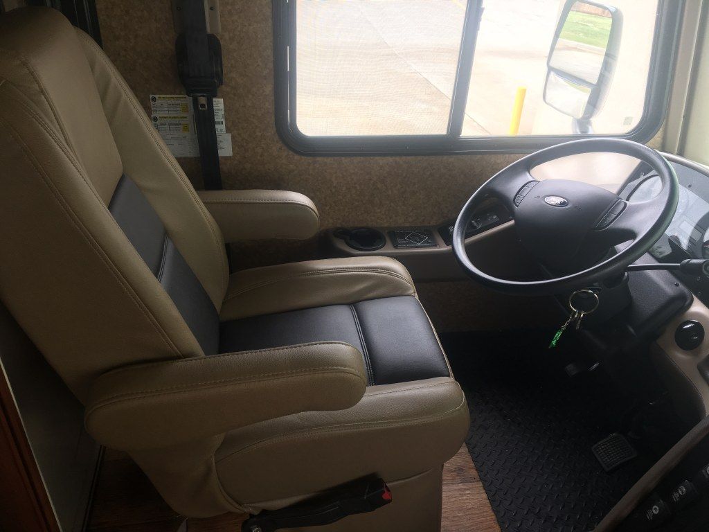 FOR SALE - FOREST RIVER FR3