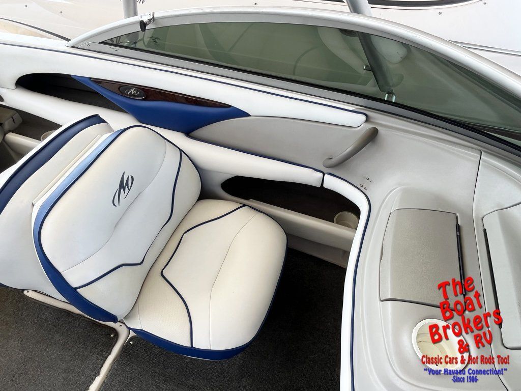 2004 MONTEREY 200LS BOW RIDER